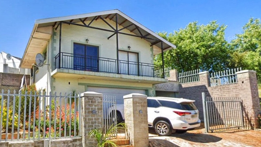 4 Bedroom Property for Sale in Idasvallei Western Cape